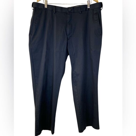 Men’s Black Haggar Classic Fit Iron Free Premium Khaki Size 40 - Picture 2 of 11